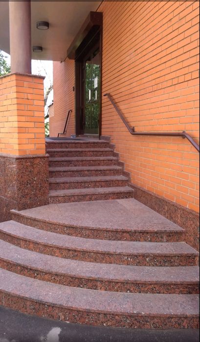 Сдам с меб свой офис 60м2 1эт ЖК Парковый,Староказацкая,54,парк Глобы