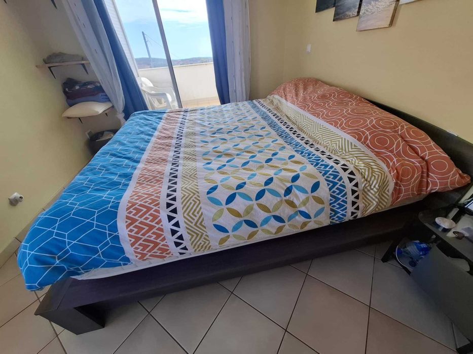 Cama de casal 160 x 200