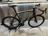 Trek Émonda SLR 6 eTap 2022 – Rozmiar 60 kolor Matte Onyx Carbon