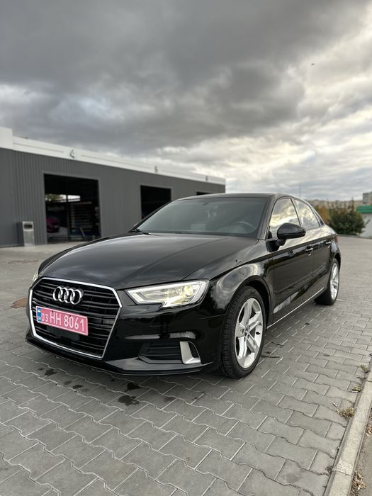 Продам Audi A3 2018, хороший стан