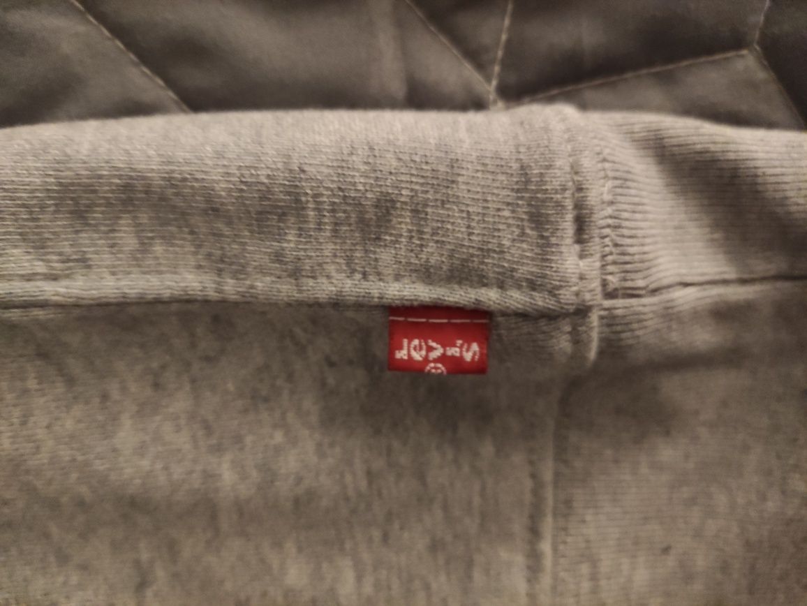 Nowa klasyczna bluza Levi's XS