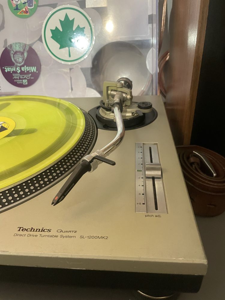 Technics sl1200 mk 2
