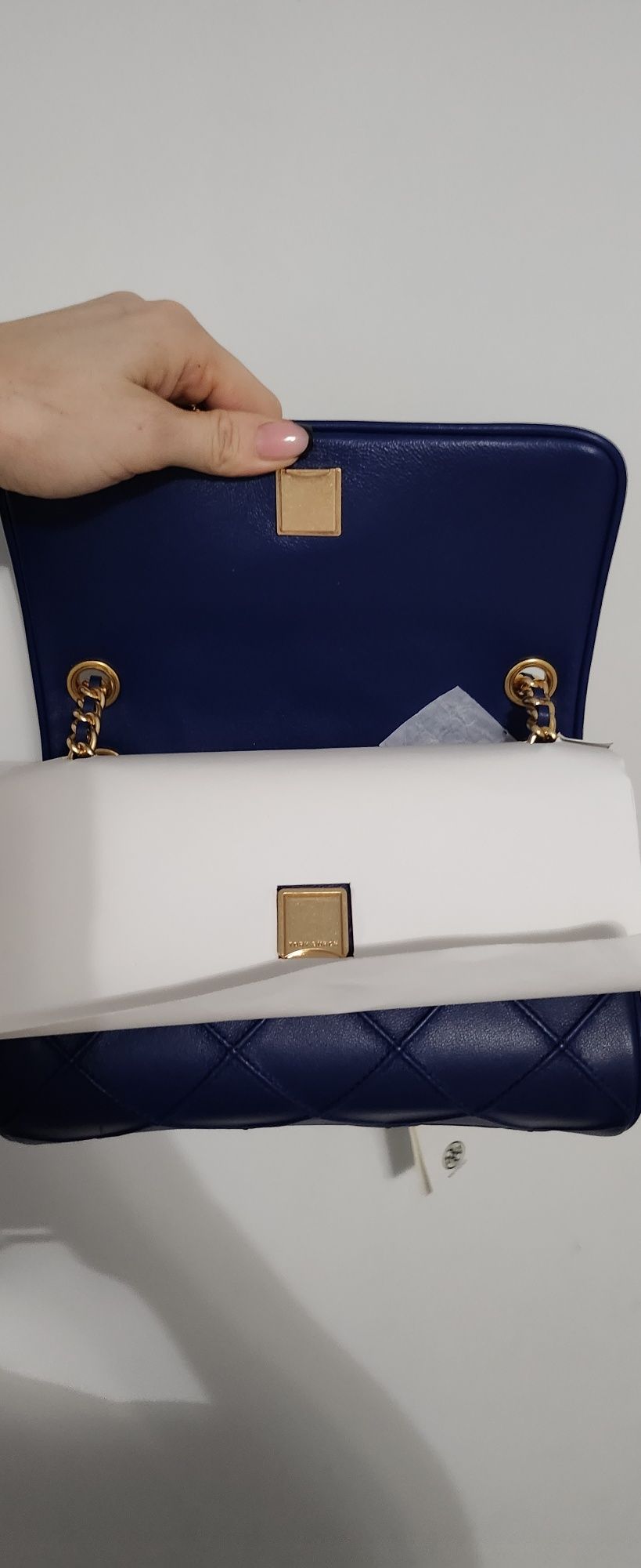 Torebka Tory Burch Small na łańcuszku nowa
