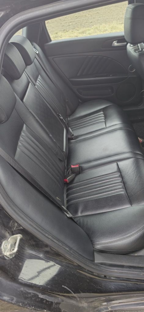 Alfa Romeo 159 2.0jtdm czarny sufit