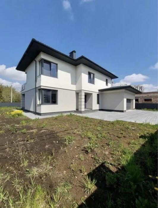 Продаж!Будинок в топовій локації поруч з Міським озером!