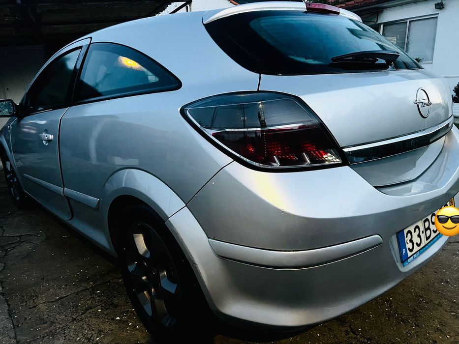Opel Astra GTC 1.3