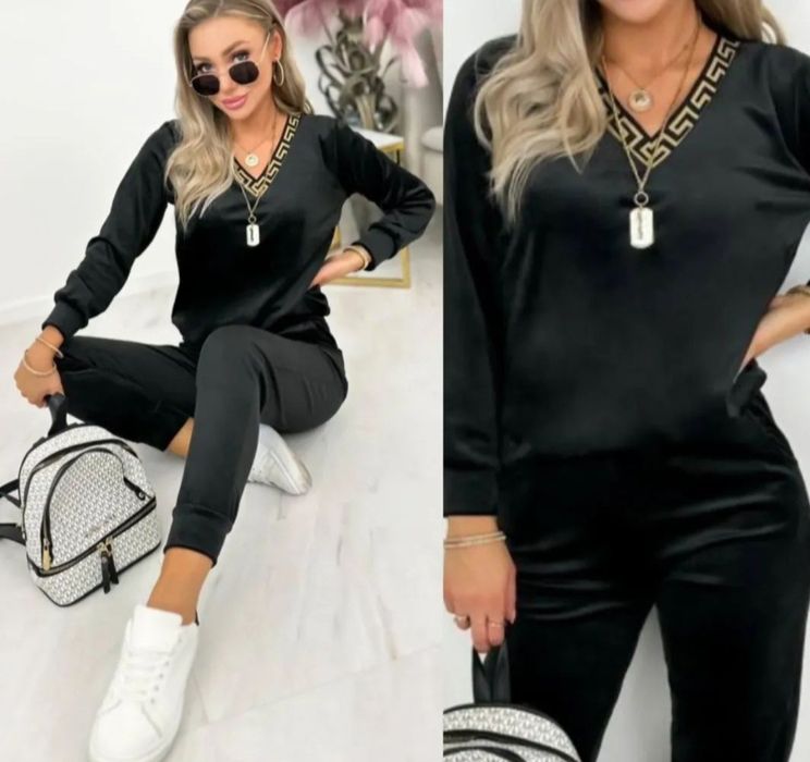 Стильний жіночий костюм