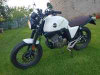 Zipp cafe kiden 125 ccm motocykl B 12km kask plecak jak nowy biały