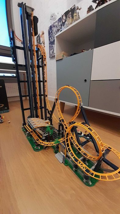 Lego 10303 Loop coaster