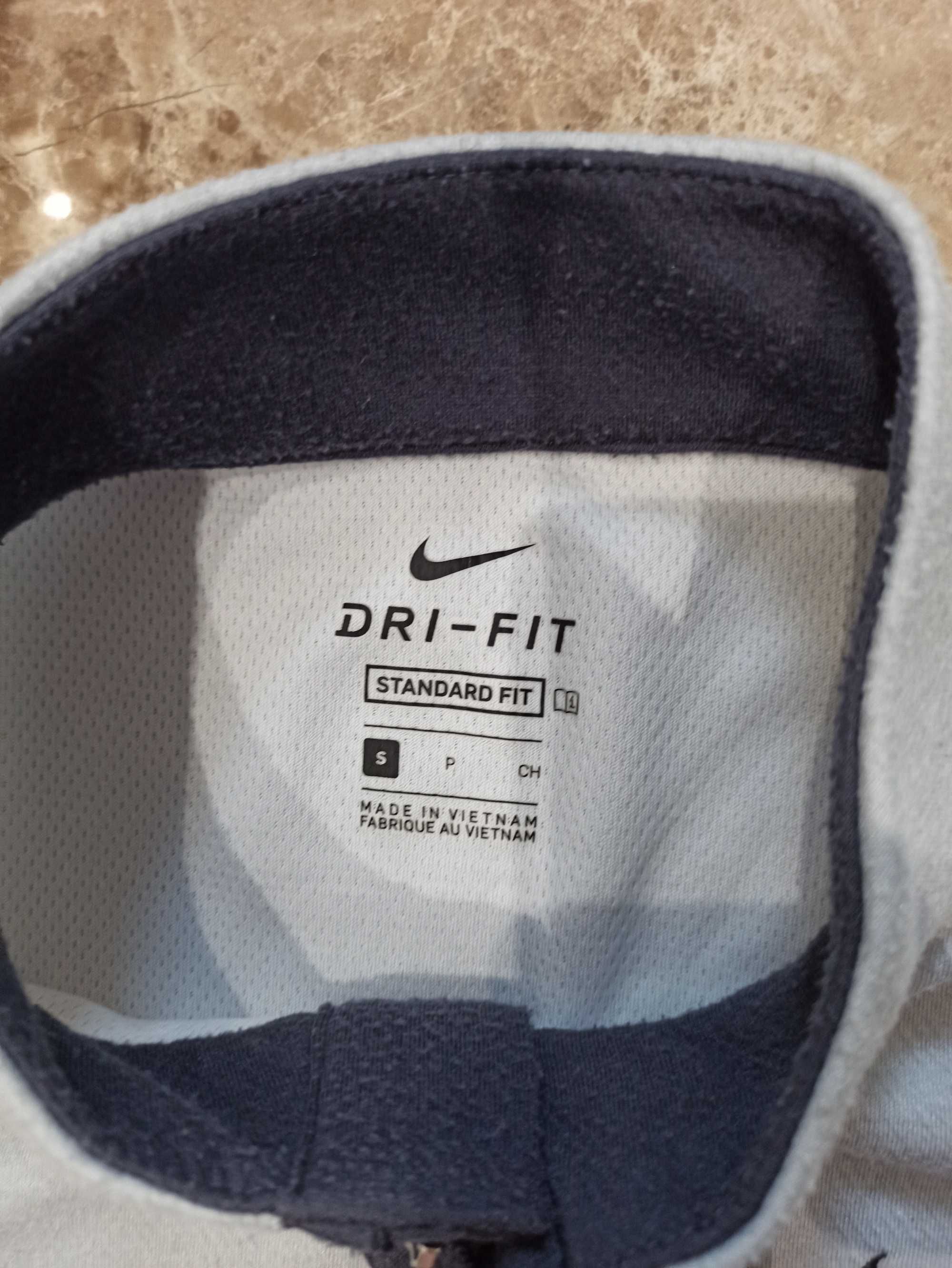 Білі кофта Nike DRY-FIT