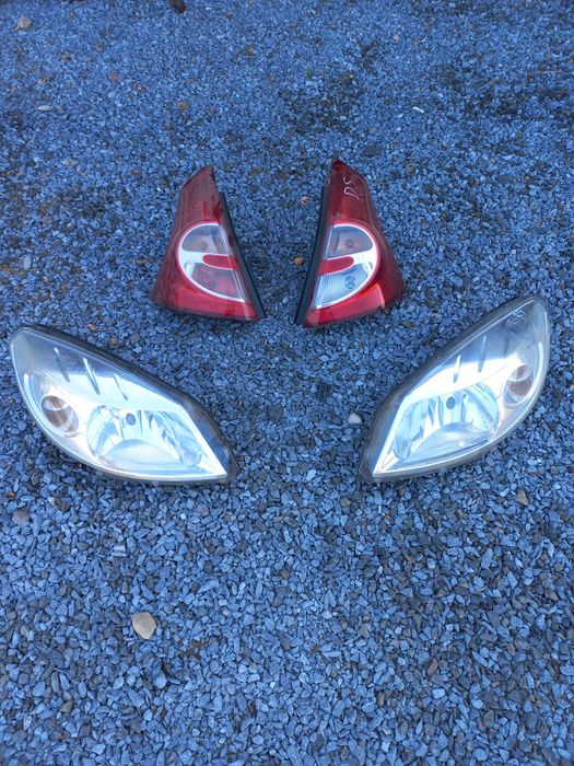 Оптика фари,стопи Dacia Sandero