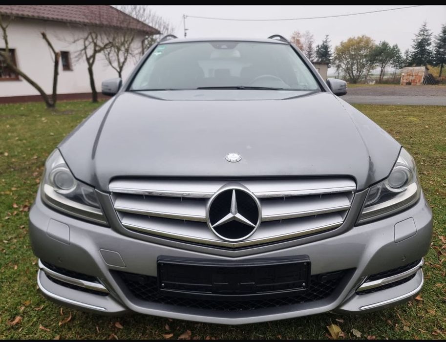 Mercedes W204.  2,2 CDI. Awangarda