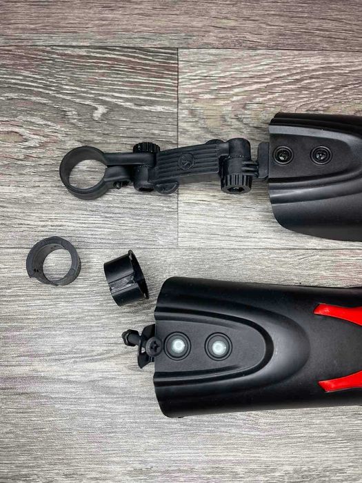 Крылья на велосипед брызговики болотники крила комплект 24-26