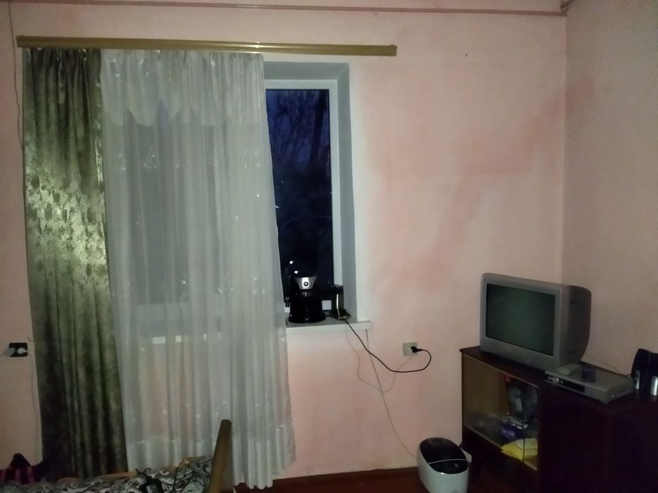 Здається  окремий будинок