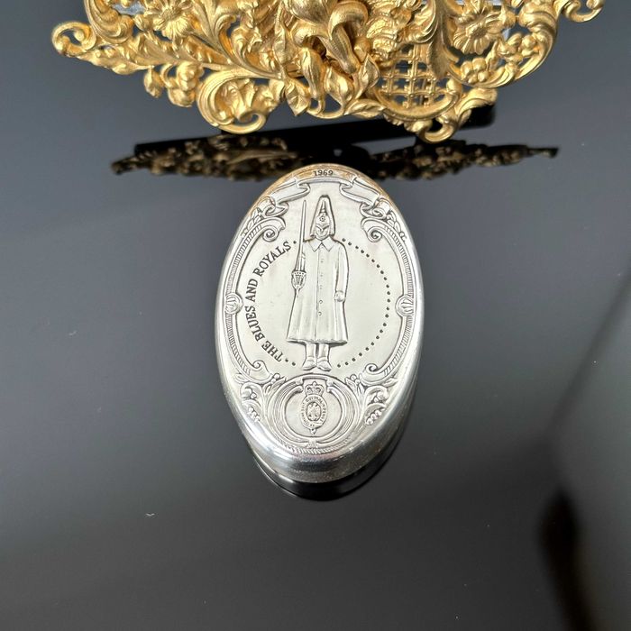 Srebrna szkatułka lustrzanka okolicznościowa - srebro próby 925