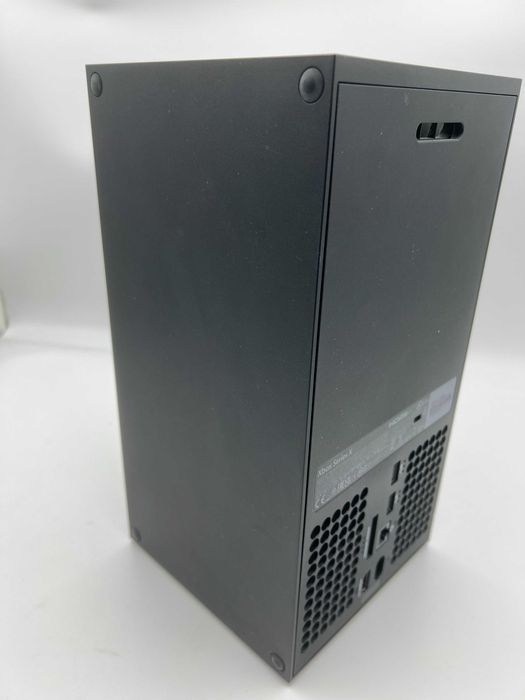 Konsola Microsoft XBOX Series X 1TB z napędem + PAD
