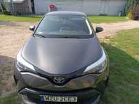 Toyota CH-R Hybryda 1.8