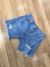 Жіночі джинсові шорти Levis 501 W34