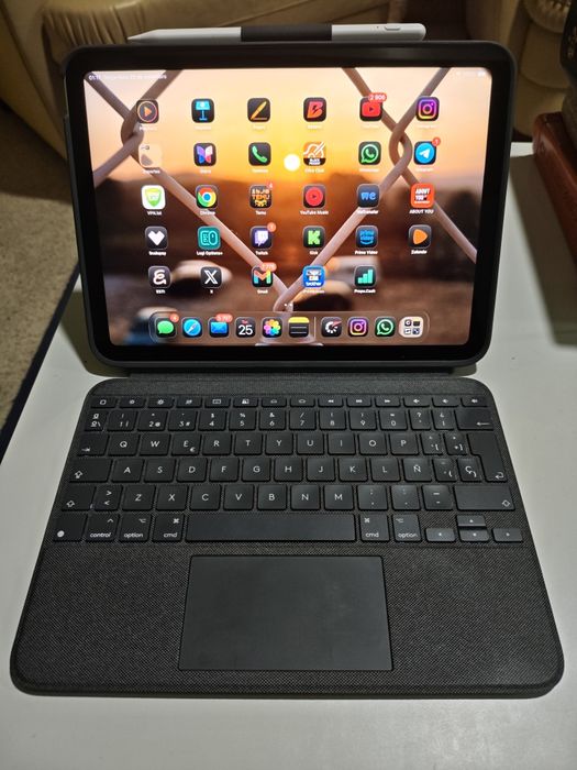 iPad 11 128GB prata