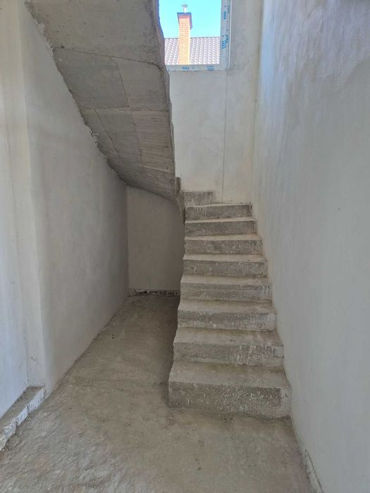 Продаж будинку в селі Вороців