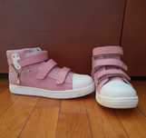 sapatos ortopédicos para meninas