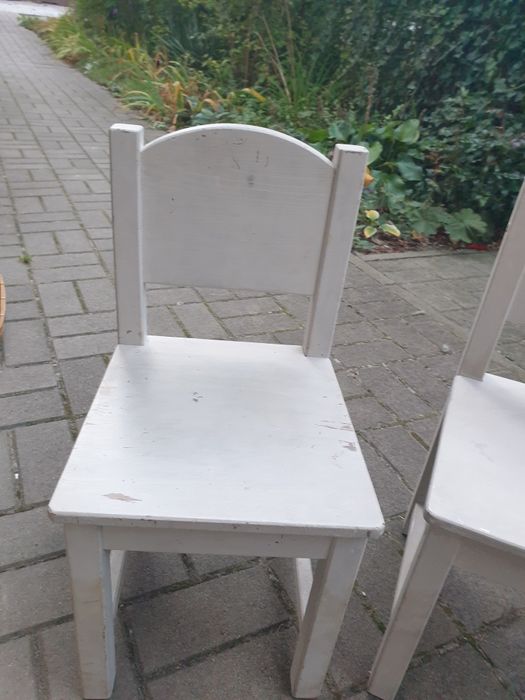 Krzesełka dziecięce drewniane
