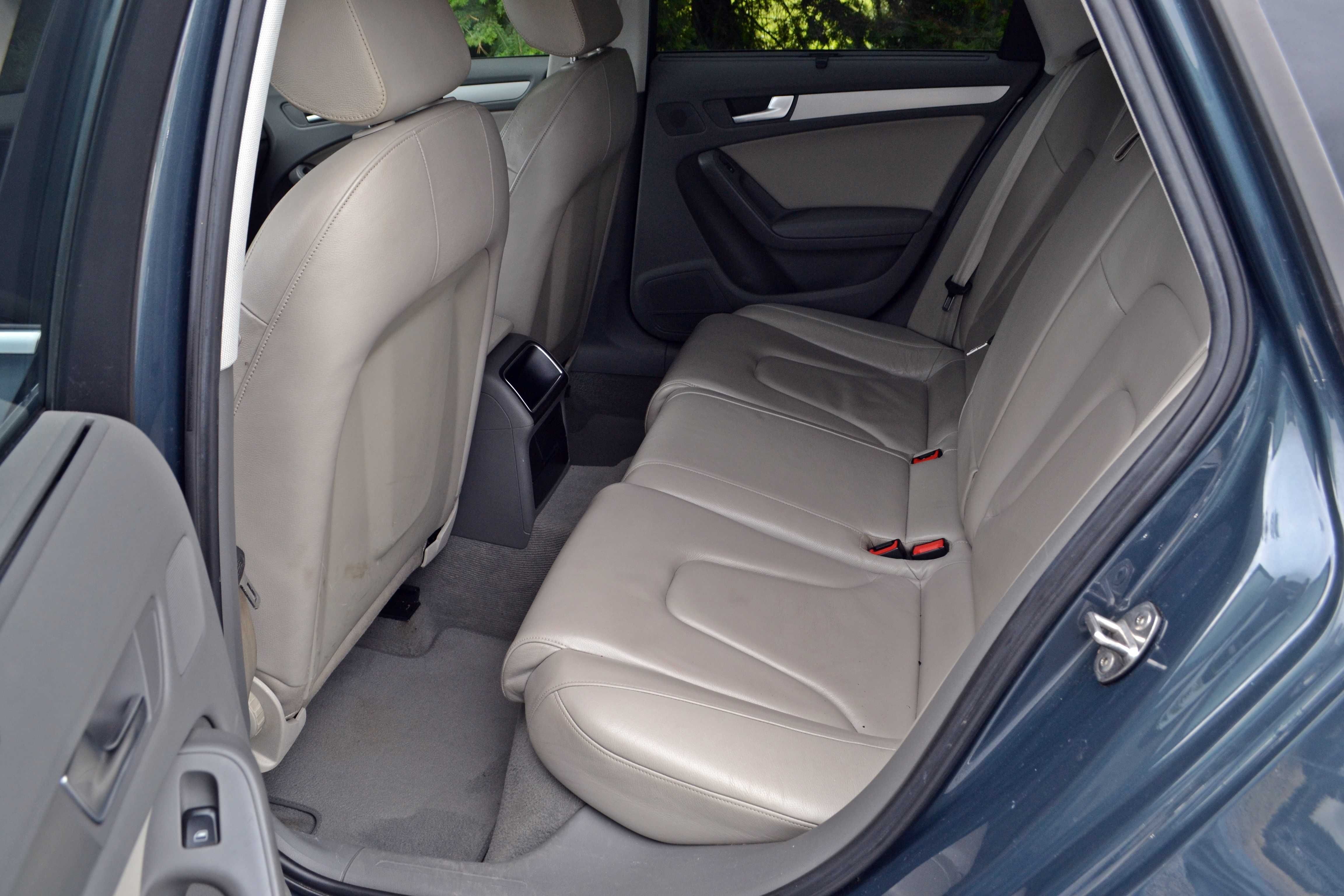 # Audi A4 B8 # 2.0 TDi # 2011 # 2 kpl kół #