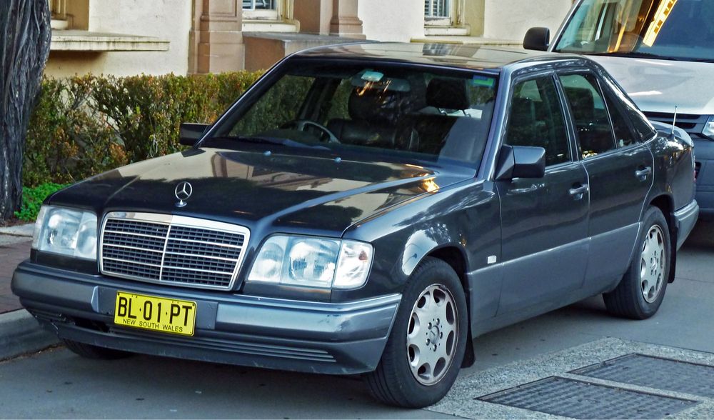 Разборка Мерседес 124 m102 2.3 е230 Розборка Mercedes w124 Автомат