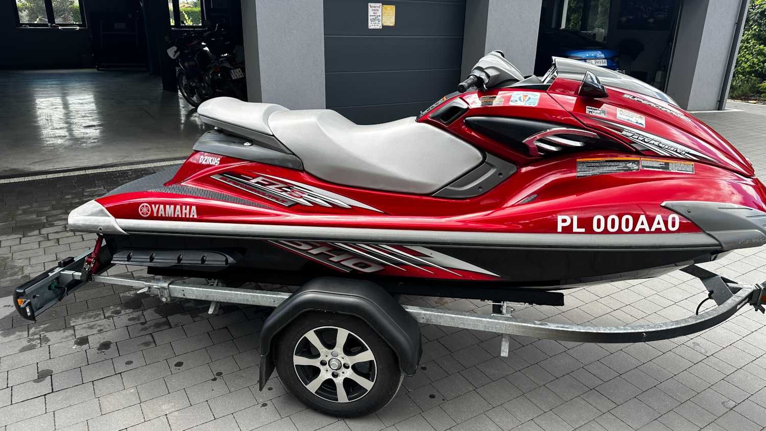Yamaha FZS 1800 SHO turbo 211KM 3-osobowy