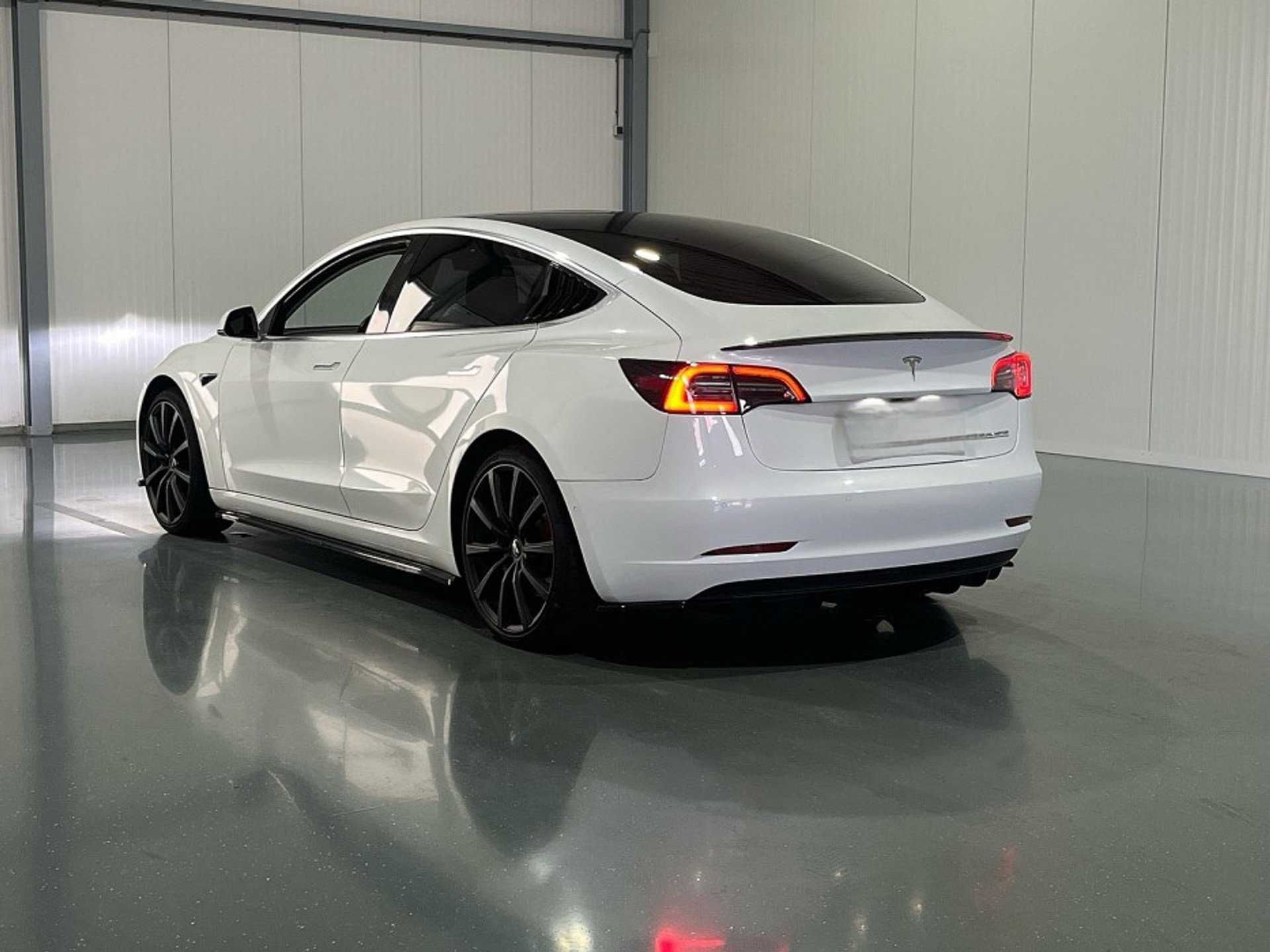 Model 3 Performance 2019
