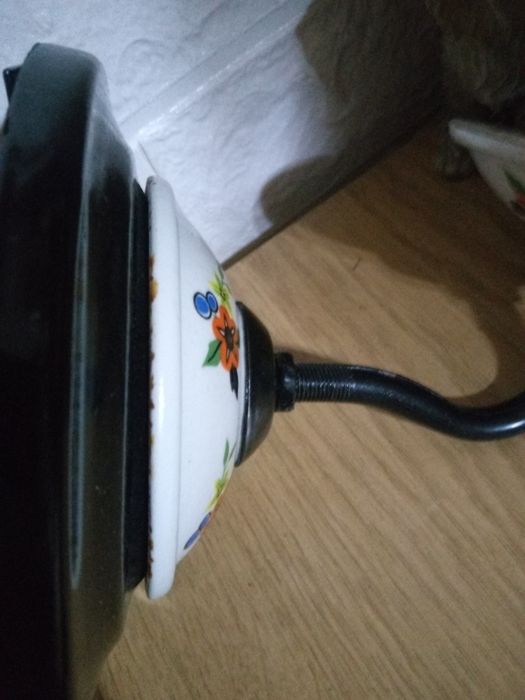 Kolekcjonerski,stary,sprawny kinkiet ceramiczny gilza