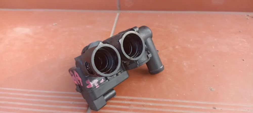 MERCEDES W211 W219 ZAWÓR WODY NAGRZEWNICY Z WEBASTO A2118320684