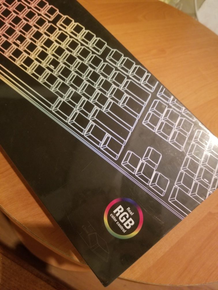 Нова клавіатура Sharkoon PureWriter RGB