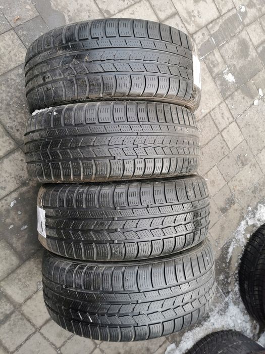 Зимняя резина 235/55 R17 Nexen