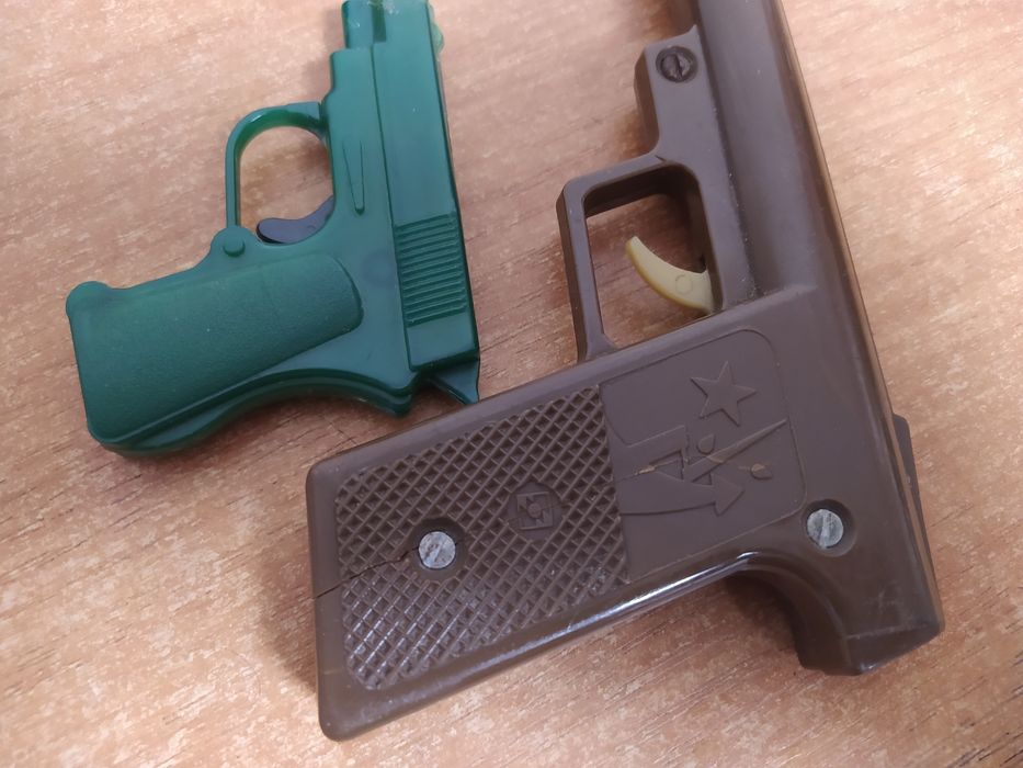 Детское оружие.пистолет.