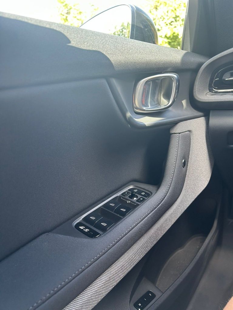 Polestar 2 2022 – Elétrico, Autonomia +400km, Super Conservado