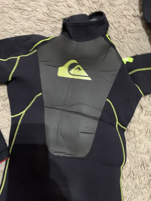 Fato Surf QuickSilver