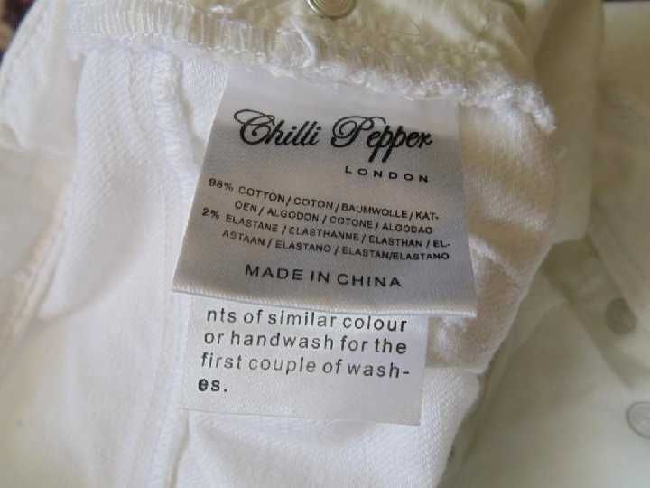 Фірмові,білі джинси,брюки,класика,40-42р з вишивкою