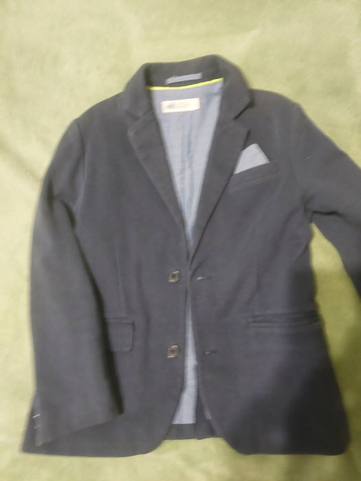 Фірмовий піджак для школи, можна на свята р. 128 см