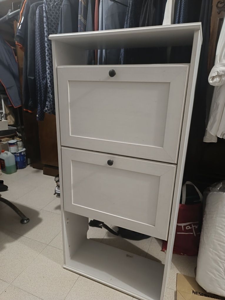 Sapateira IKEA Brusali