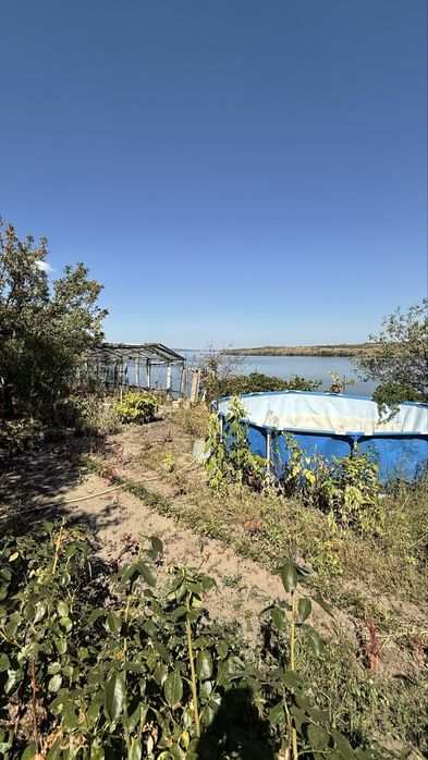 Продаж садового будинку на березі Дніпра