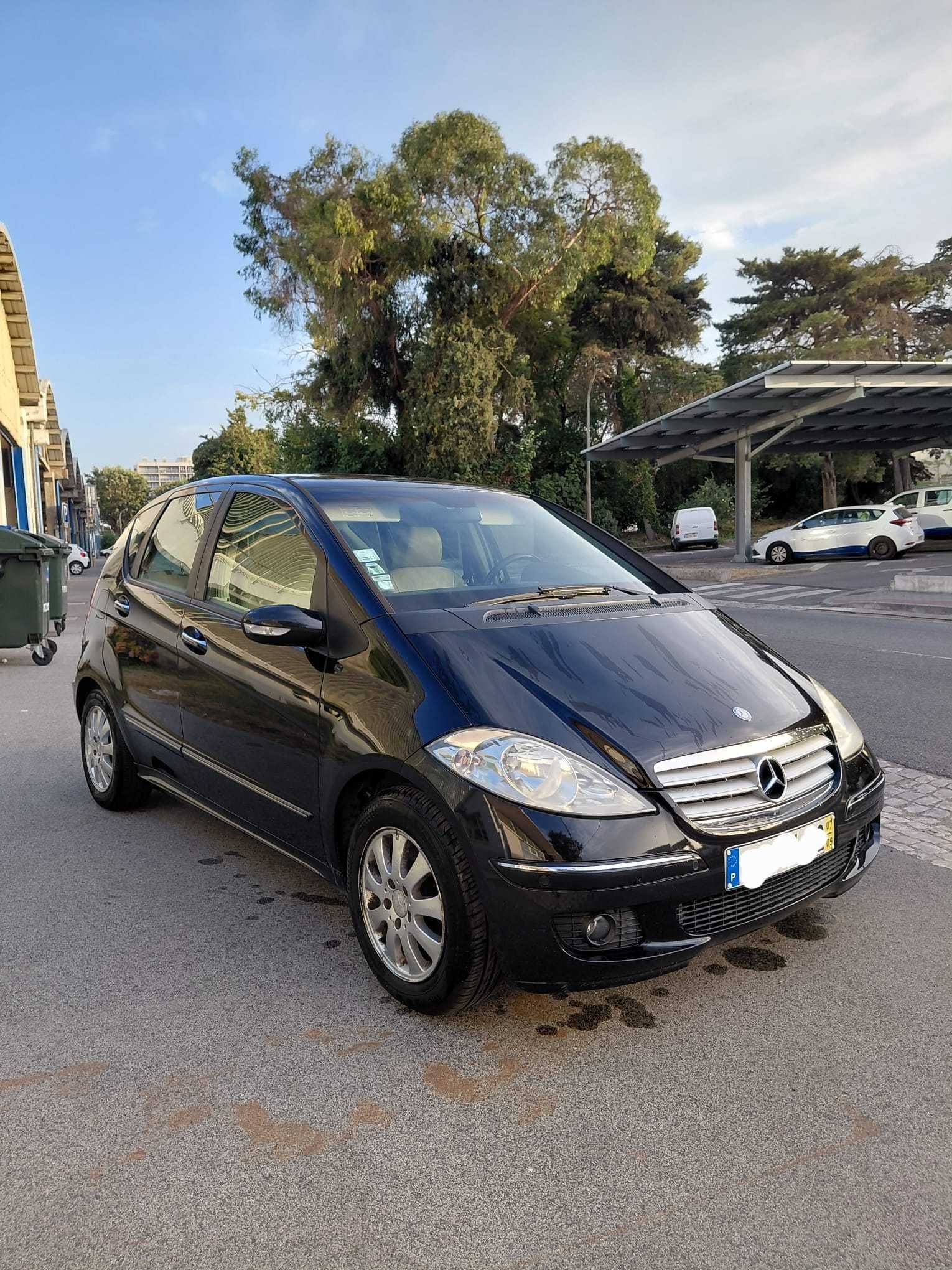 Mercedes-Benz A150 |2007| – 127.000 km | Muito estimado