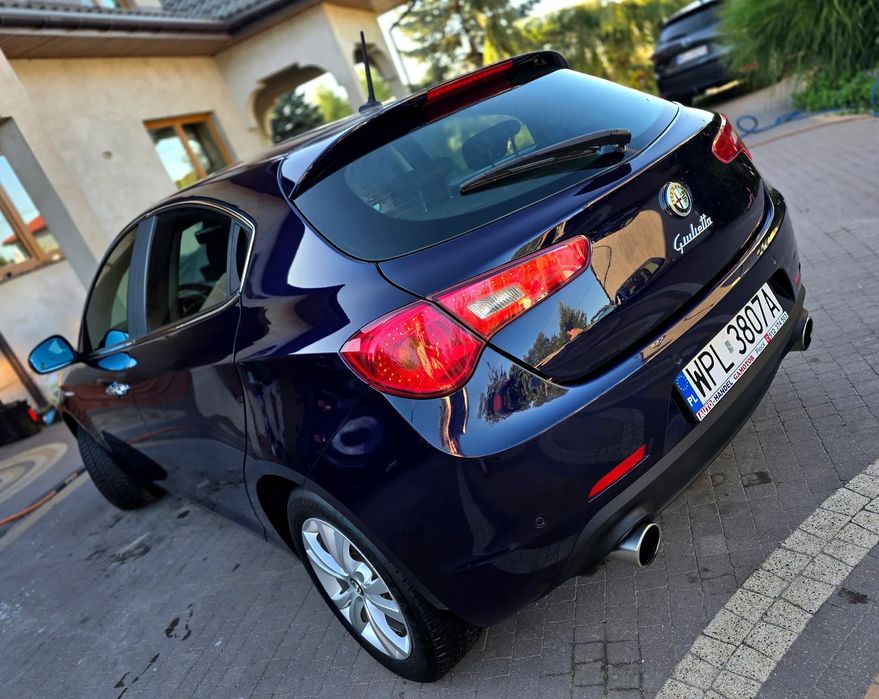 Alfa Romeo Giulietta 1.4TB 170km navi klima LED start-stop czujniki parkowania