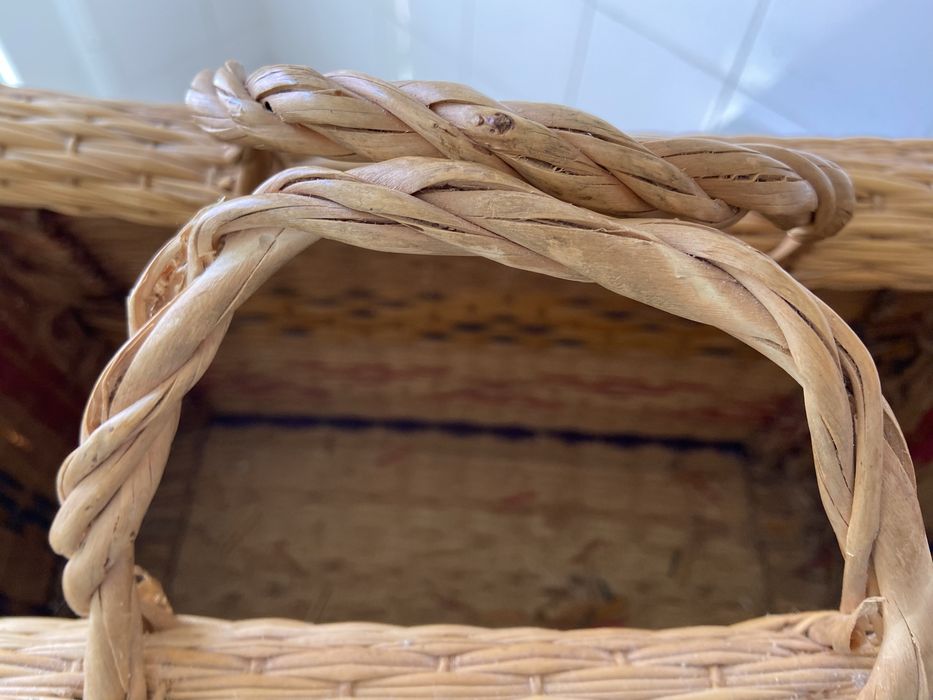 Cesta de junco portuguesa