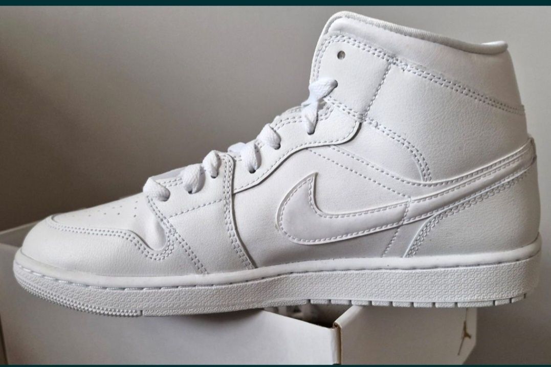 Nike Air Jordan całe białe