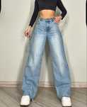 Джинси Wide leg від Bershka