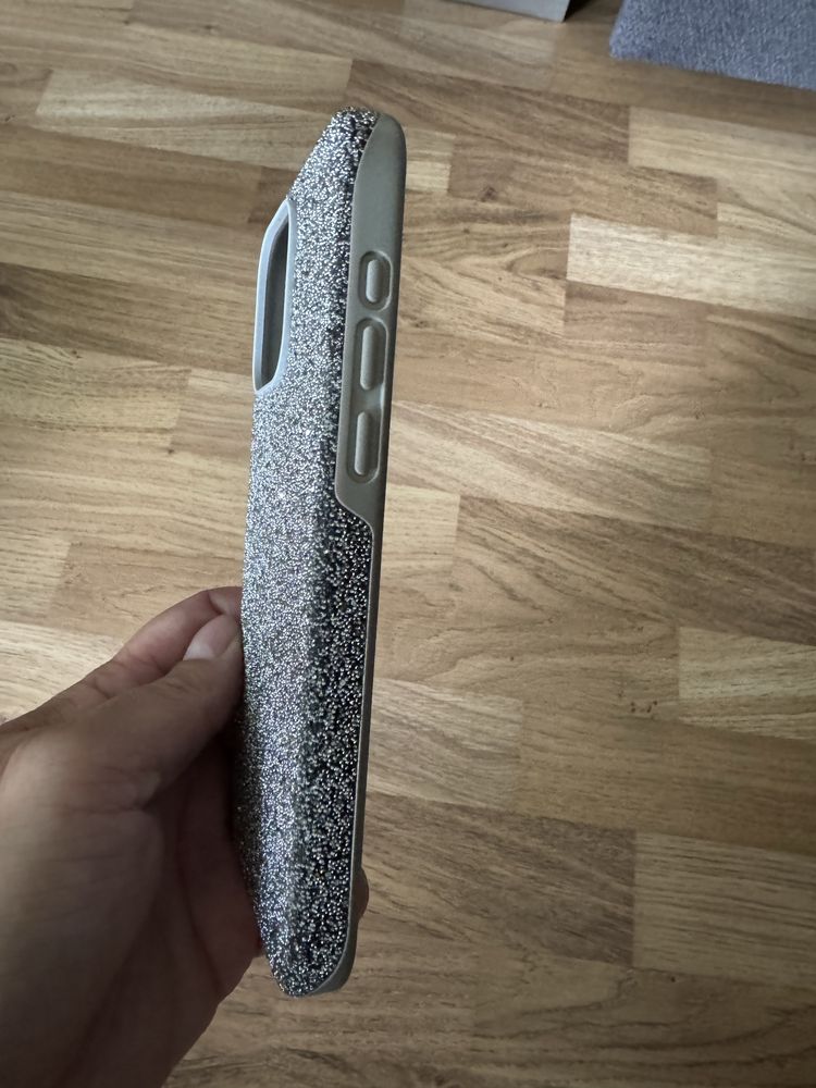 Etui Swarovski na iphone 15 pro max orginał