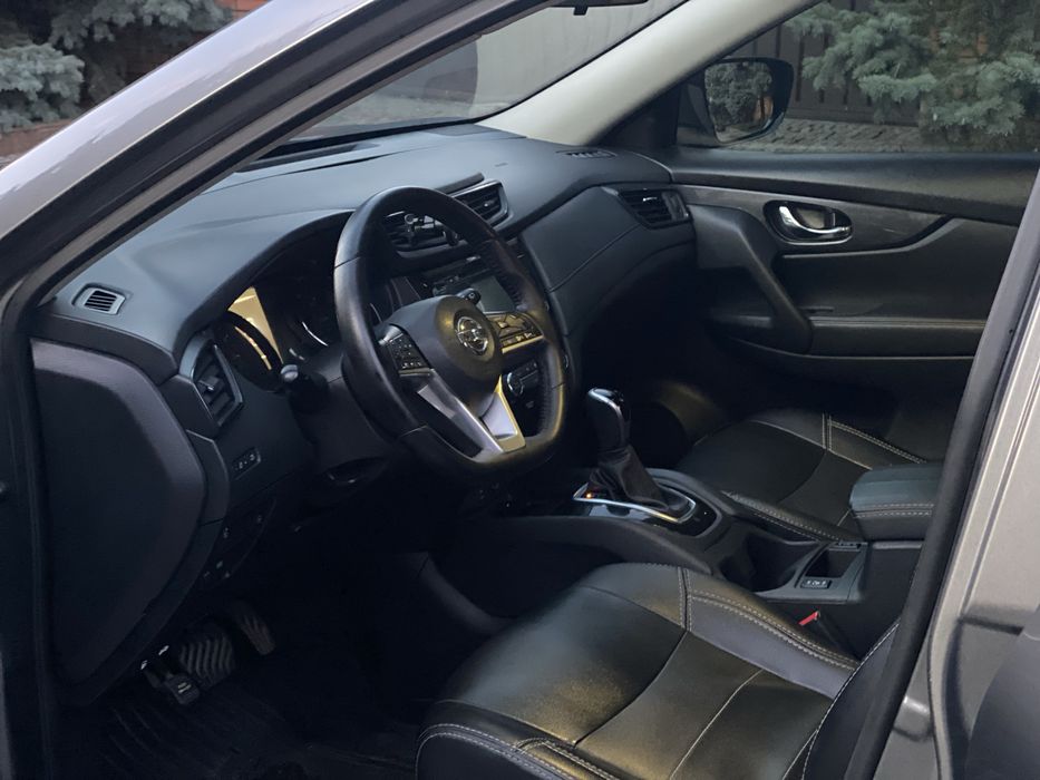 Nissan Rogue в отличном состоянии !