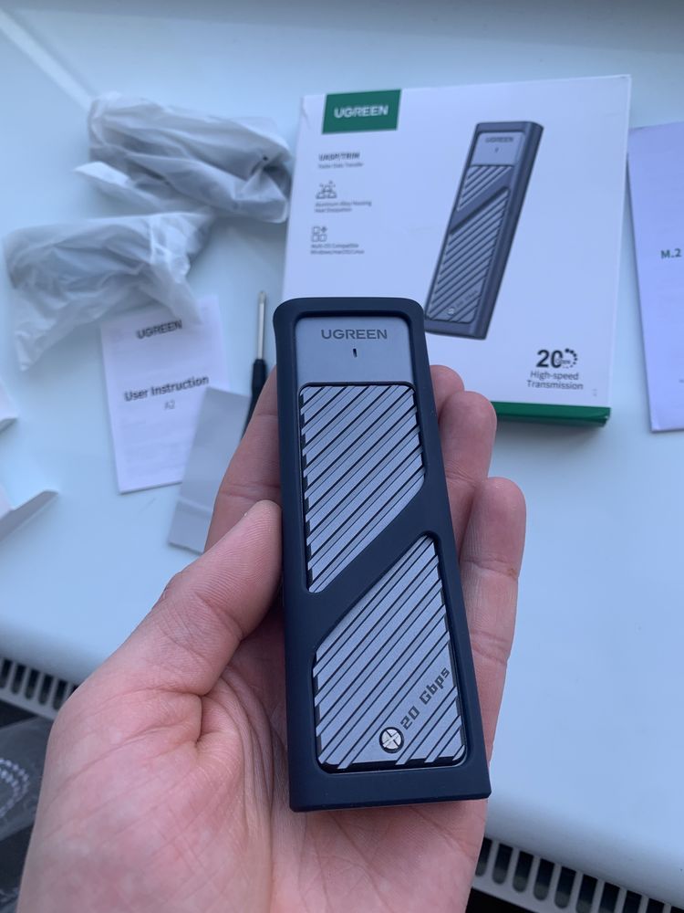 Зовнішня кишеня Ugreen CM559 20Gbps M.2