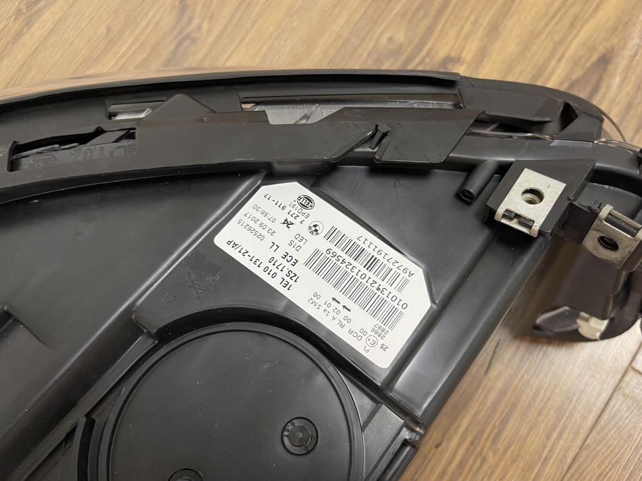 Фари BMW F10 рест права ліва комплект рестайлінг бмв ф 11 рестайлінг